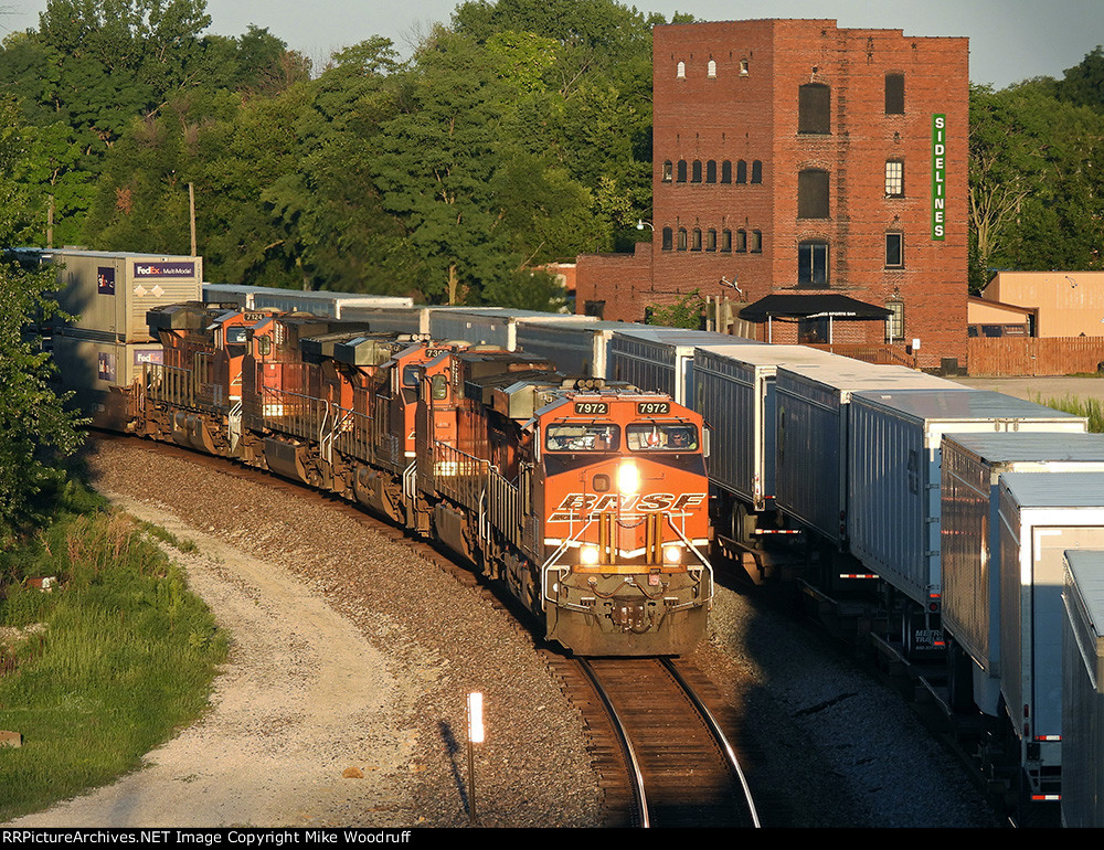 BNSF 7972